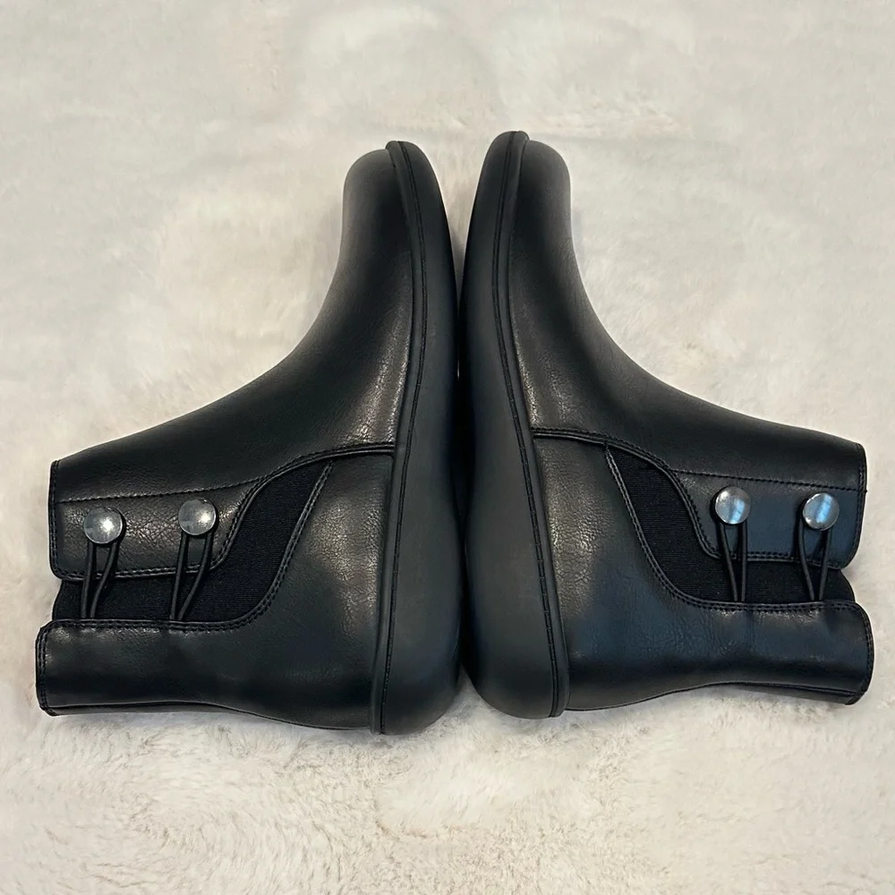 Flex Step Alison Women's Black Faux Leather Ankle Boots Side Zip - Picture 5 of 6